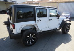 2017 Jeep Wrangler Unlimited - Image 8