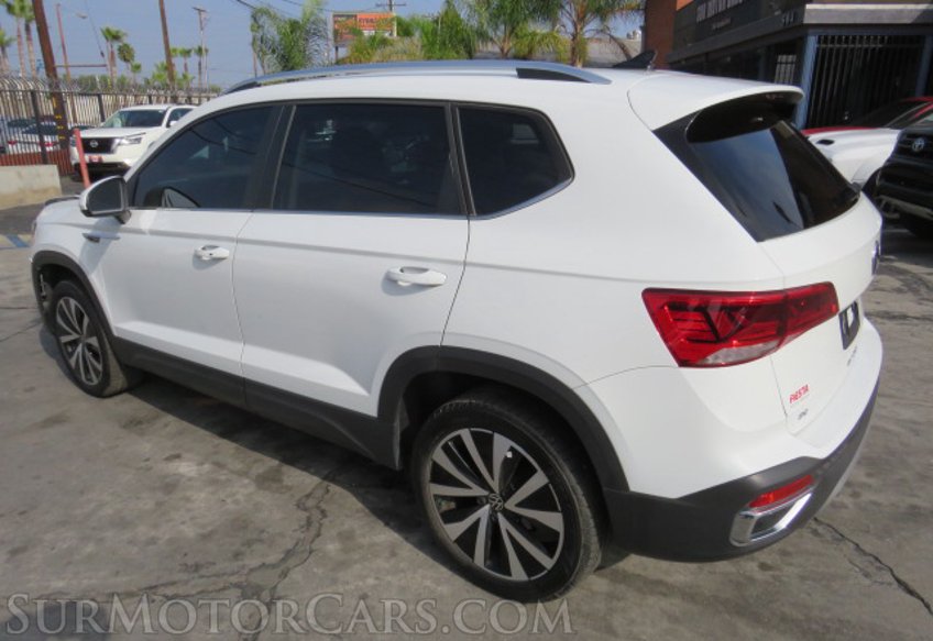 2022 Volkswagen Taos - Image 7