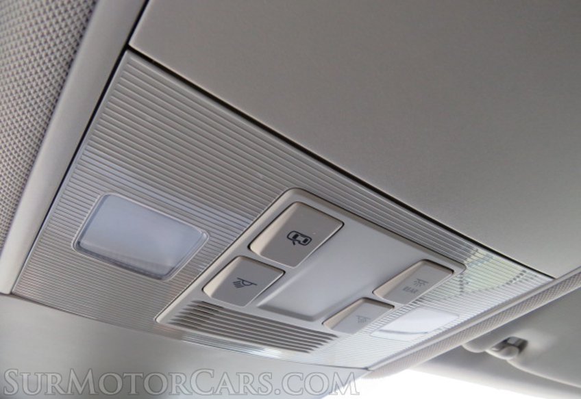 2022 Volkswagen Taos - Image 39