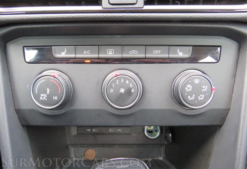 2022 Volkswagen Taos - Image 36