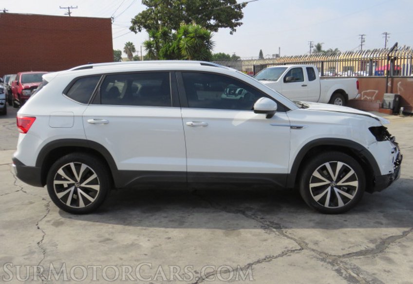 2022 Volkswagen Taos - Image 5