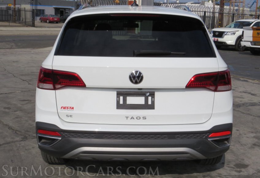 2022 Volkswagen Taos - Image 12