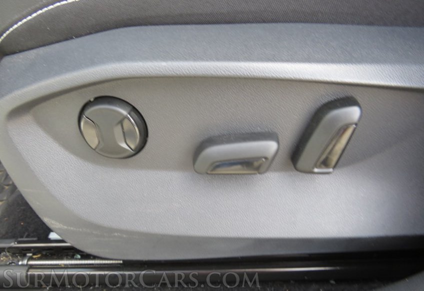 2022 Volkswagen Taos - Image 46