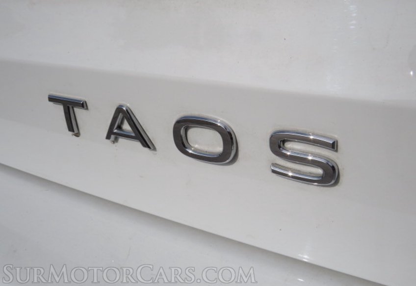 2022 Volkswagen Taos - Image 18