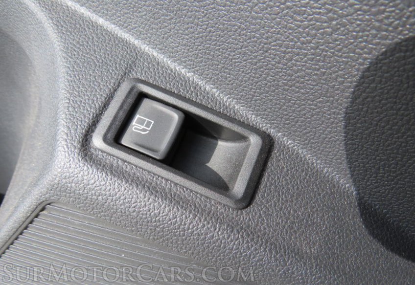 2022 Volkswagen Taos - Image 48