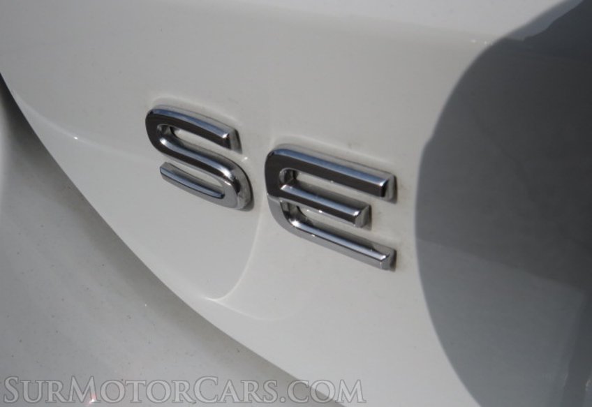 2022 Volkswagen Taos - Image 16