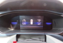 2022 Volkswagen Taos - Image 33