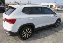 2022 Volkswagen Taos - Image 8