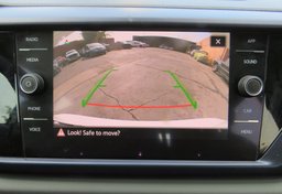 2022 Volkswagen Taos - Image 34