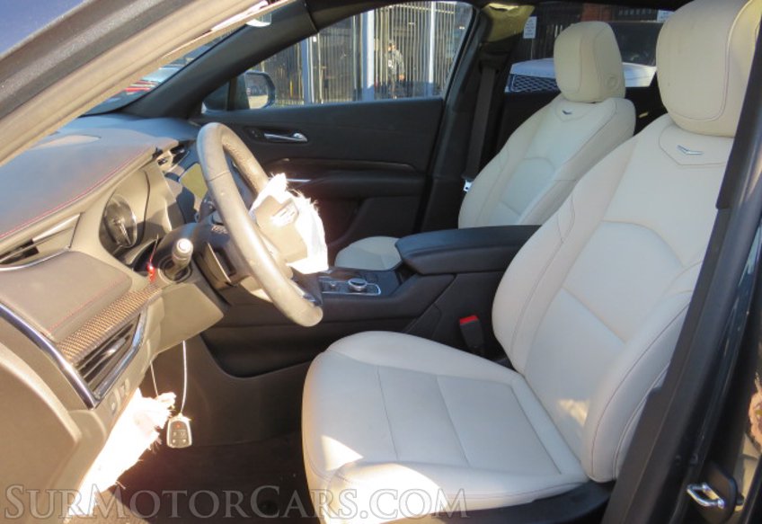 2019 Cadillac XT4 - Image 21