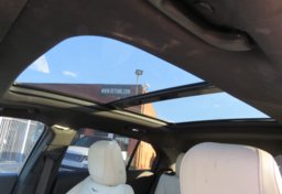 2019 Cadillac XT4 - Image 48