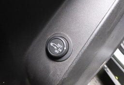 2023 Chevrolet Equinox - Image 44