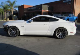 2016 Ford Mustang - Image 10