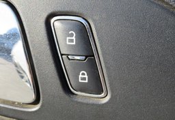 2016 Ford Mustang - Image 35