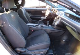 2016 Ford Mustang - Image 20