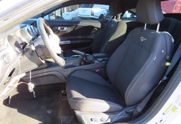 2016 Ford Mustang - Image 21