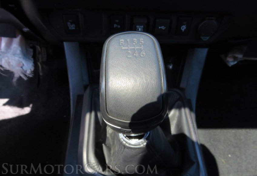 2021 Toyota Tacoma 4WD - Image 38