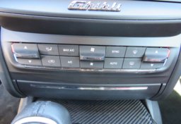 2018 Maserati Ghibli - Image 40