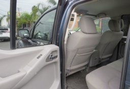 2018 Nissan Frontier - Image 28