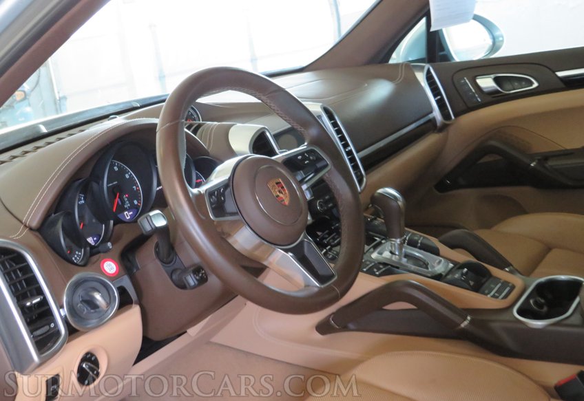 2017 Porsche Cayenne - Image 69