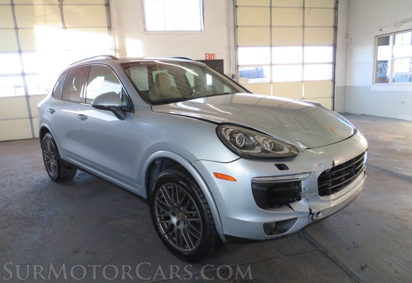 2017 Porsche Cayenne - Image 80