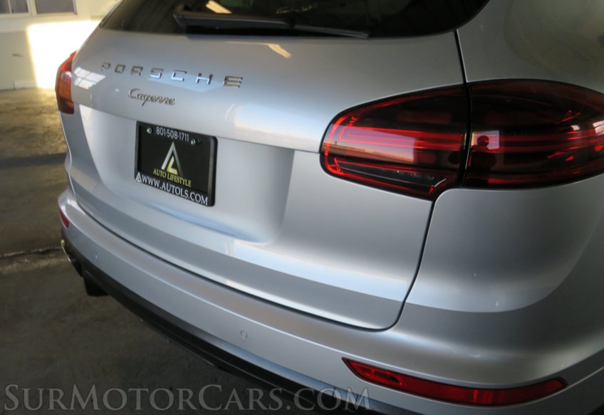 2017 Porsche Cayenne - Image 63