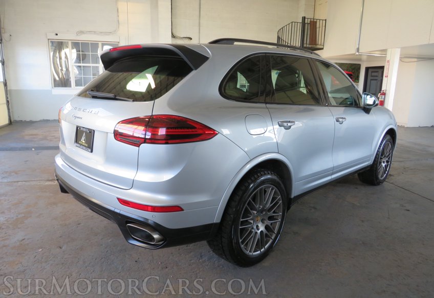 2017 Porsche Cayenne - Image 81