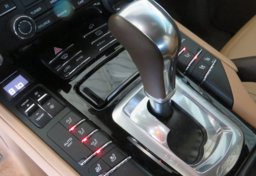 2017 Porsche Cayenne - Image 54