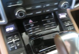 2017 Porsche Cayenne - Image 56