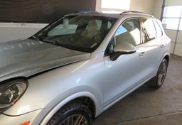 2017 Porsche Cayenne - Image 9