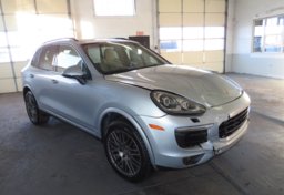 2017 Porsche Cayenne - Image 84