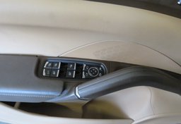 2017 Porsche Cayenne - Image 41