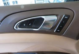 2017 Porsche Cayenne - Image 42