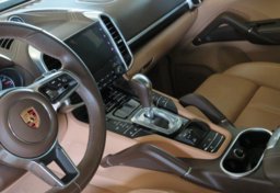 2017 Porsche Cayenne - Image 75