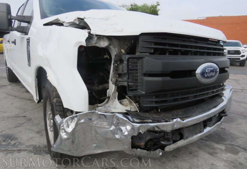 2017 Ford Super Duty F-250 SRW - Image 11