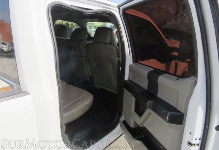 2017 Ford Super Duty F-250 SRW - Image 23