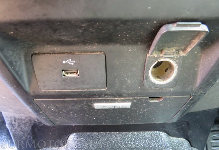 2017 Ford Super Duty F-250 SRW - Image 38