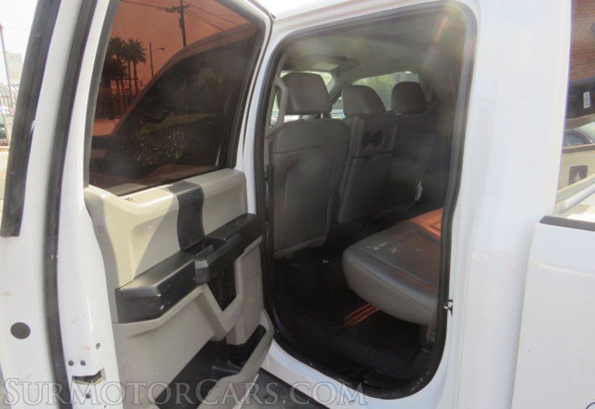 2017 Ford Super Duty F-250 SRW - Image 22