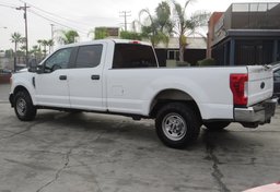 2017 Ford Super Duty F-250 SRW - Image 9