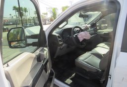 2017 Ford Super Duty F-250 SRW - Image 20