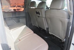 2017 Ford Super Duty F-250 SRW - Image 29