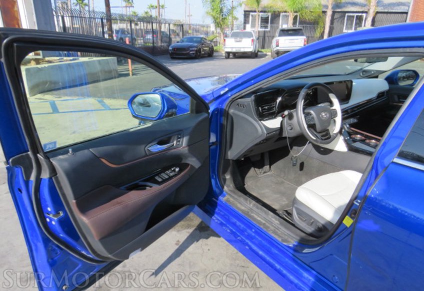 2021 Toyota Mirai - Image 21