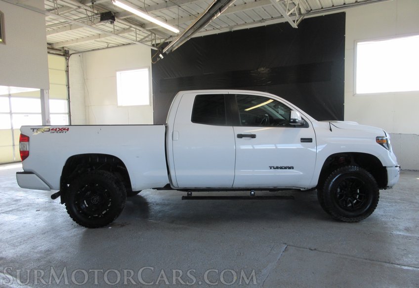 2019 Toyota Tundra - Image 10