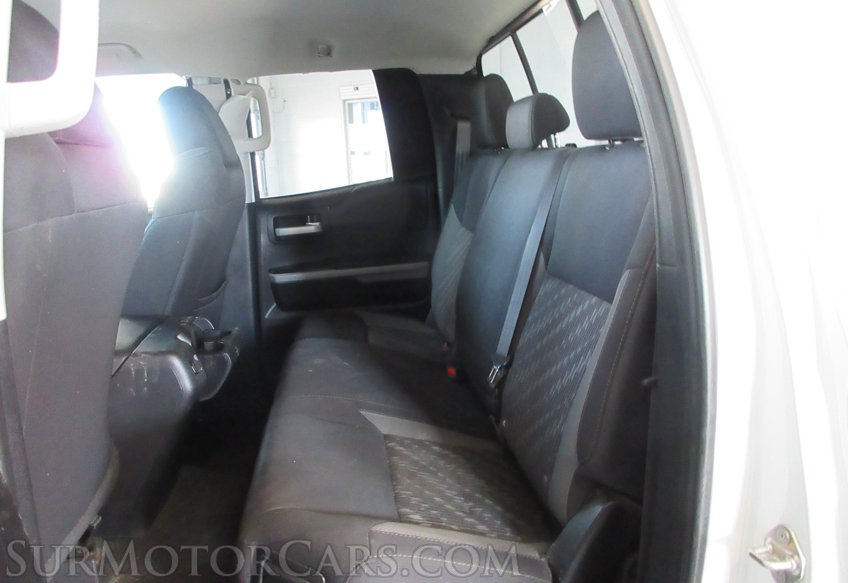 2019 Toyota Tundra - Image 32