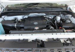 2019 Toyota Tundra - Image 60