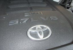 2019 Toyota Tundra - Image 58