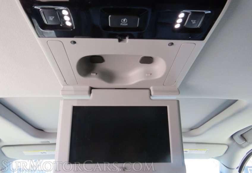 2020 GMC Yukon - Image 50