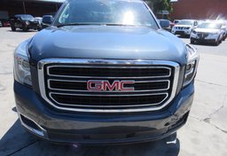 2020 GMC Yukon - Image 15