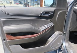 2020 GMC Yukon - Image 22