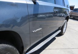 2020 GMC Yukon - Image 12